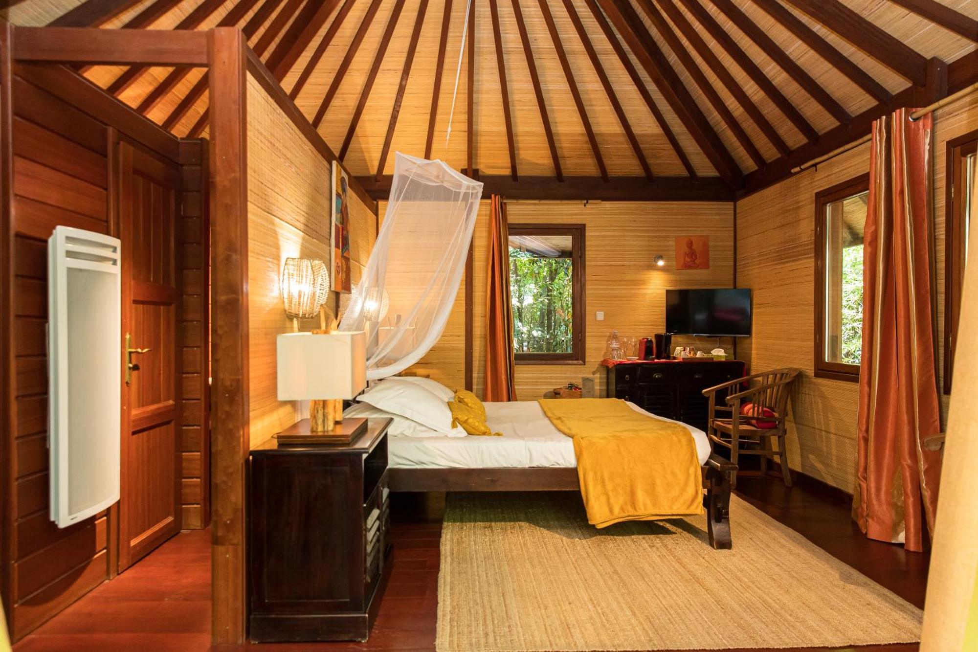 Domaine Les Mesanges Hotel กาสแซ็ง ภายนอก รูปภาพ