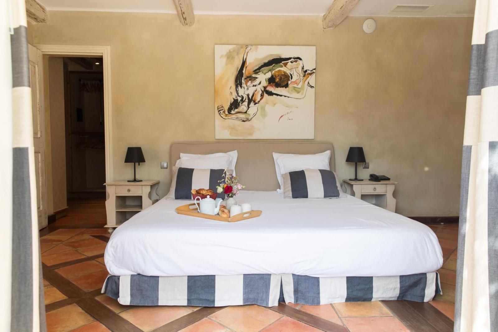 Domaine Les Mesanges Hotel กาสแซ็ง ภายนอก รูปภาพ